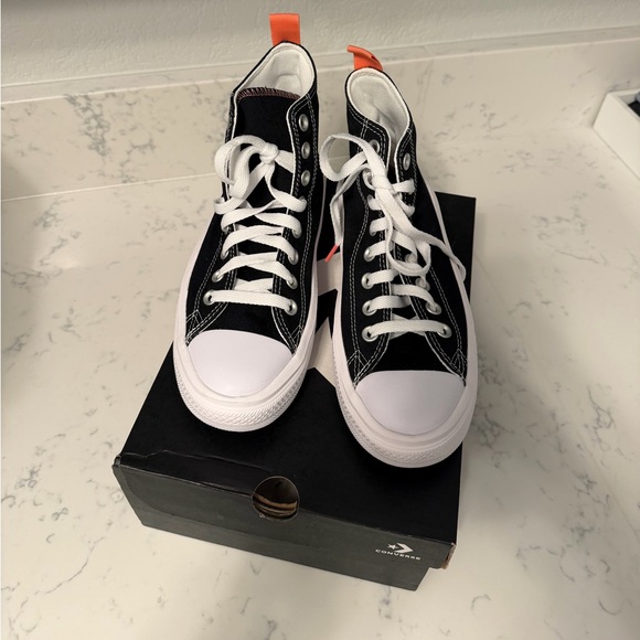 NWT Converse Black Platform High-Tops, Chuck Taylor, Size 5 Big Kid - Picture 4 of 7